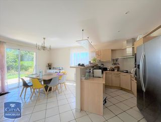  Maison � louer 4 pi�ces 130 m�