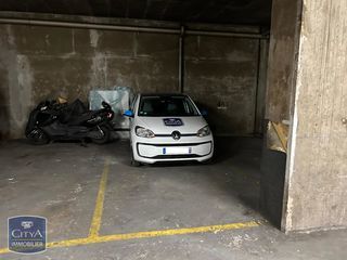  Parking / Garage � louer 