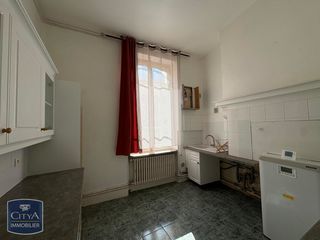  Appartement � louer 4 pi�ces 130 m�