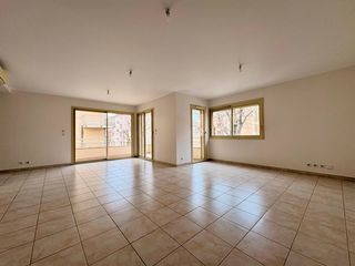  Appartement � louer 3 pi�ces 87 m�