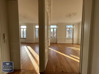  Appartement � louer 5 pi�ces 