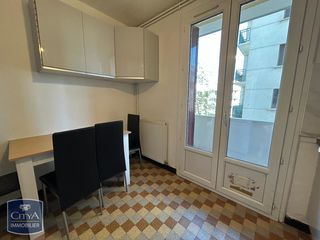  Appartement � louer 4 pi�ces 95 m�