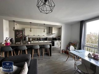  Appartement � louer 3 pi�ces 75 m�