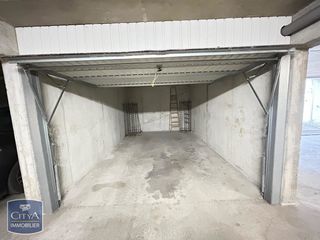  Parking / Garage � louer 10 m�