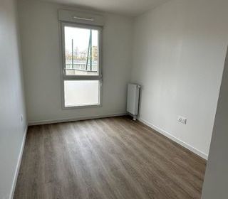  Appartement � louer 4 pi�ces 93 m�