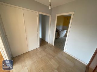  Appartement � louer 3 pi�ces 79 m�