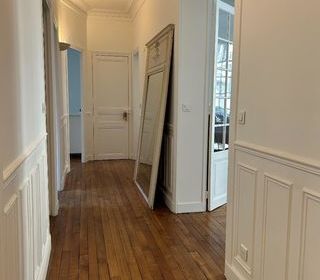  Appartement � louer 4 pi�ces 81 m�