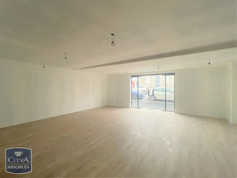 BAISSE DE PRIX ! LOCAL COMMERCIAL LIBOURNE A LOUER ! ... 1000 33500 Libourne