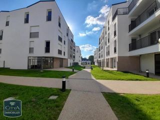  Parking / Garage � louer 