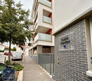  Parking / Garage � louer 