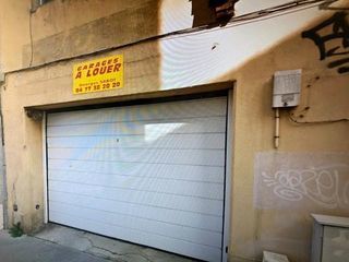  Parking / Garage � louer 