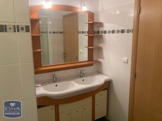  Appartement � louer 4 pi�ces 103 m�