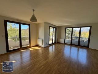  Appartement � louer 3 pi�ces 82 m�