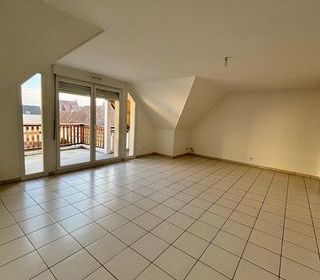  Appartement � louer 4 pi�ces 81 m�