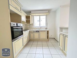  Appartement � louer 4 pi�ces 85 m�