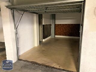  Parking / Garage � louer 
