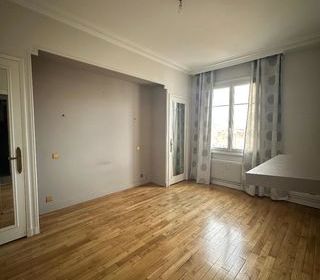  Appartement � louer 3 pi�ces 75 m�