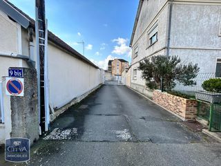  Parking / Garage � louer 