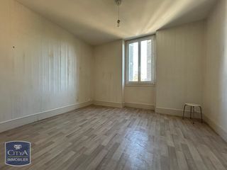 Appartement � louer 3 pi�ces 77 m�