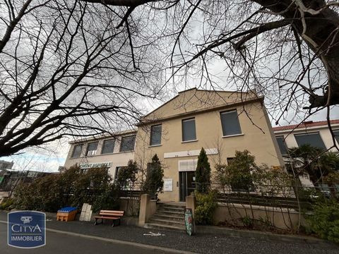 &Agrave; LOUER : Local professionnel situ&eacute; &agrave; Saint-&Eacute;tienne, ... 5900 42100 Saint etienne