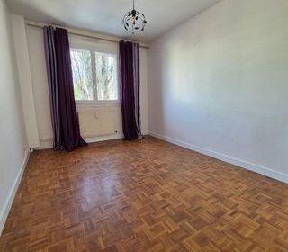  Appartement � louer 4 pi�ces 86 m�