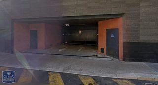  Parking / Garage � louer 