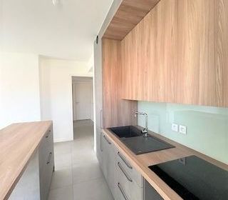  Appartement � louer 3 pi�ces 61 m�