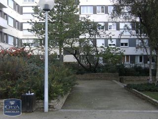  Parking / Garage � louer 