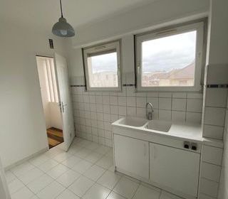  Appartement � louer 3 pi�ces 56 m�