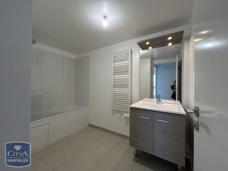  Appartement � louer 4 pi�ces 82 m�