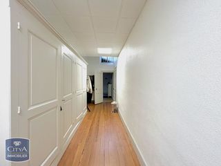  Appartement � louer 4 pi�ces 105 m�