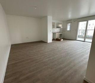  Appartement � louer 4 pi�ces 93 m�