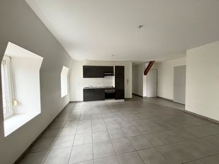  Appartement � louer 4 pi�ces 82 m�