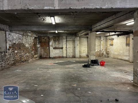&Agrave; LOUER : D&eacute;couvrez ce local de 228m&sup2; id&eacute;alement situ... 750 34800 Clermont l'herault