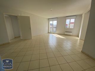  Appartement � louer 4 pi�ces 77 m�