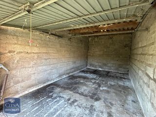  Parking / Garage � louer 