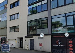  Parking / Garage � louer 