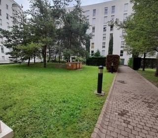  Appartement � louer 5 pi�ces 108 m�