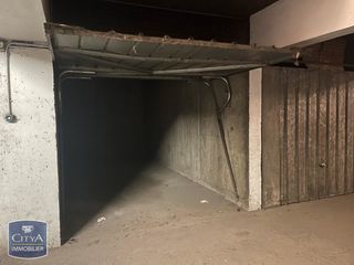  Parking / Garage � louer 10 m�