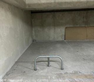  Parking / Garage � louer 