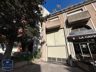  Parking / Garage � louer 