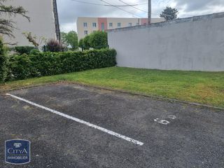  Parking / Garage � louer 