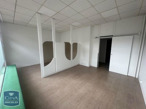 &Agrave; louer, local commercial d'environ 53 m&sup2; situ&eacute; au Av... 450 38000 Grenoble