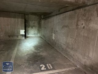  Parking / Garage � louer 13 m�