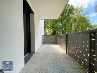  Appartement � louer 3 pi�ces 77 m�