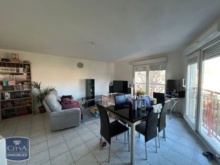  Appartement � louer 3 pi�ces 77 m�