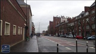  Parking / Garage � louer 