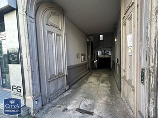  Parking / Garage � louer 