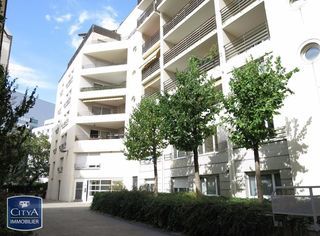  Parking / Garage � louer 10 m�