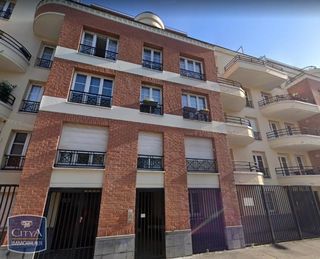  Parking / Garage � louer 